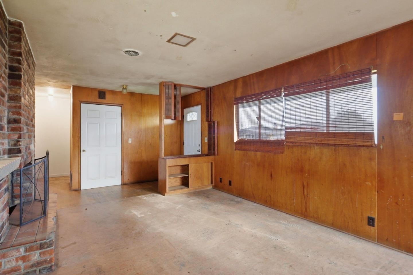 Detail Gallery Image 10 of 40 For 691 Lotus St, San Jose,  CA 95116 - 3 Beds | 1/1 Baths