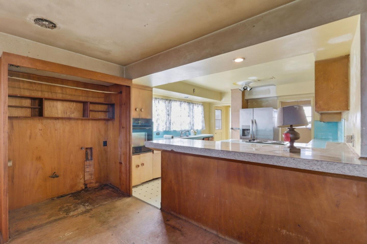 Detail Gallery Image 16 of 40 For 691 Lotus St, San Jose,  CA 95116 - 3 Beds | 1/1 Baths