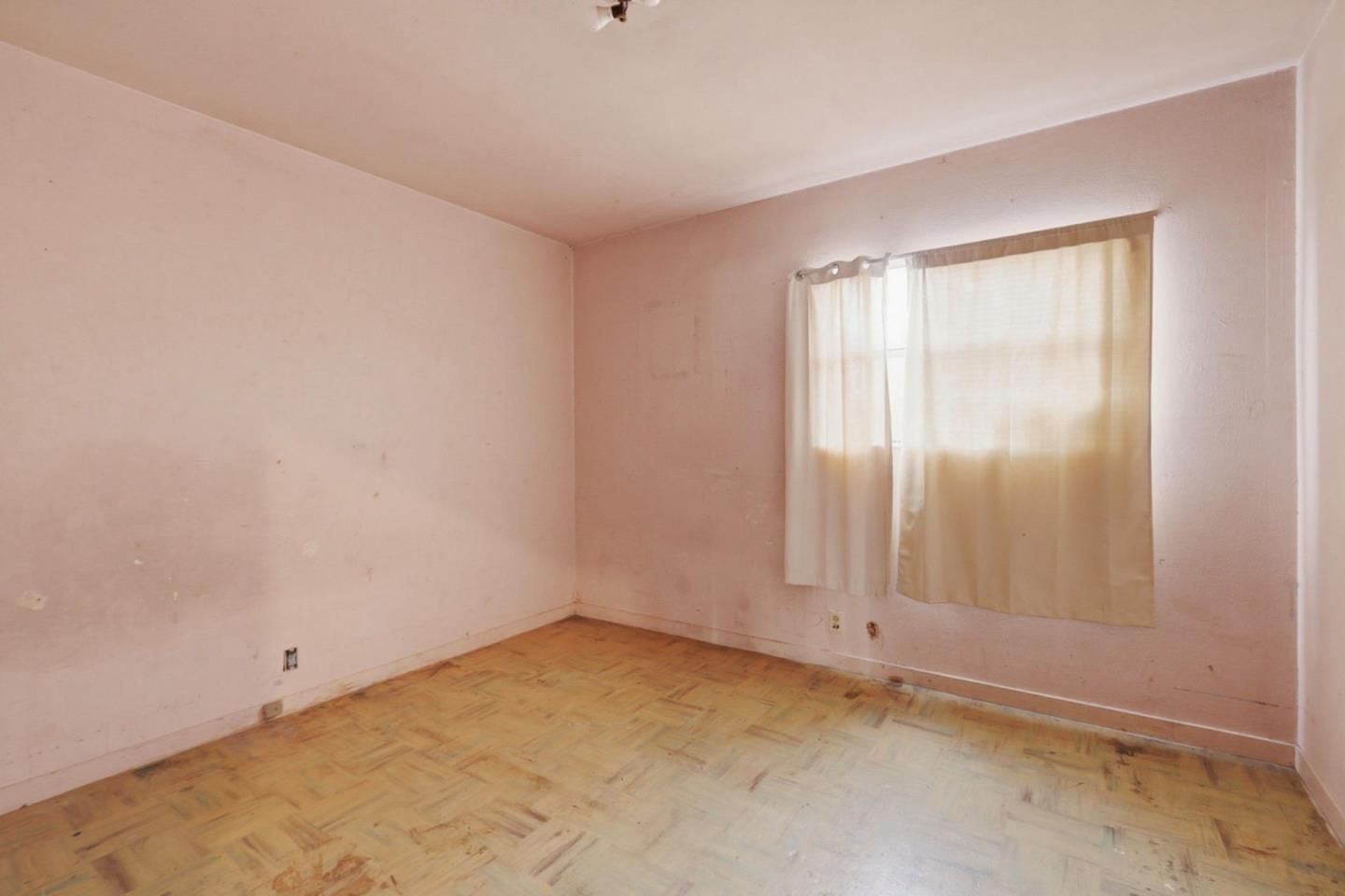 Detail Gallery Image 24 of 40 For 691 Lotus St, San Jose,  CA 95116 - 3 Beds | 1/1 Baths