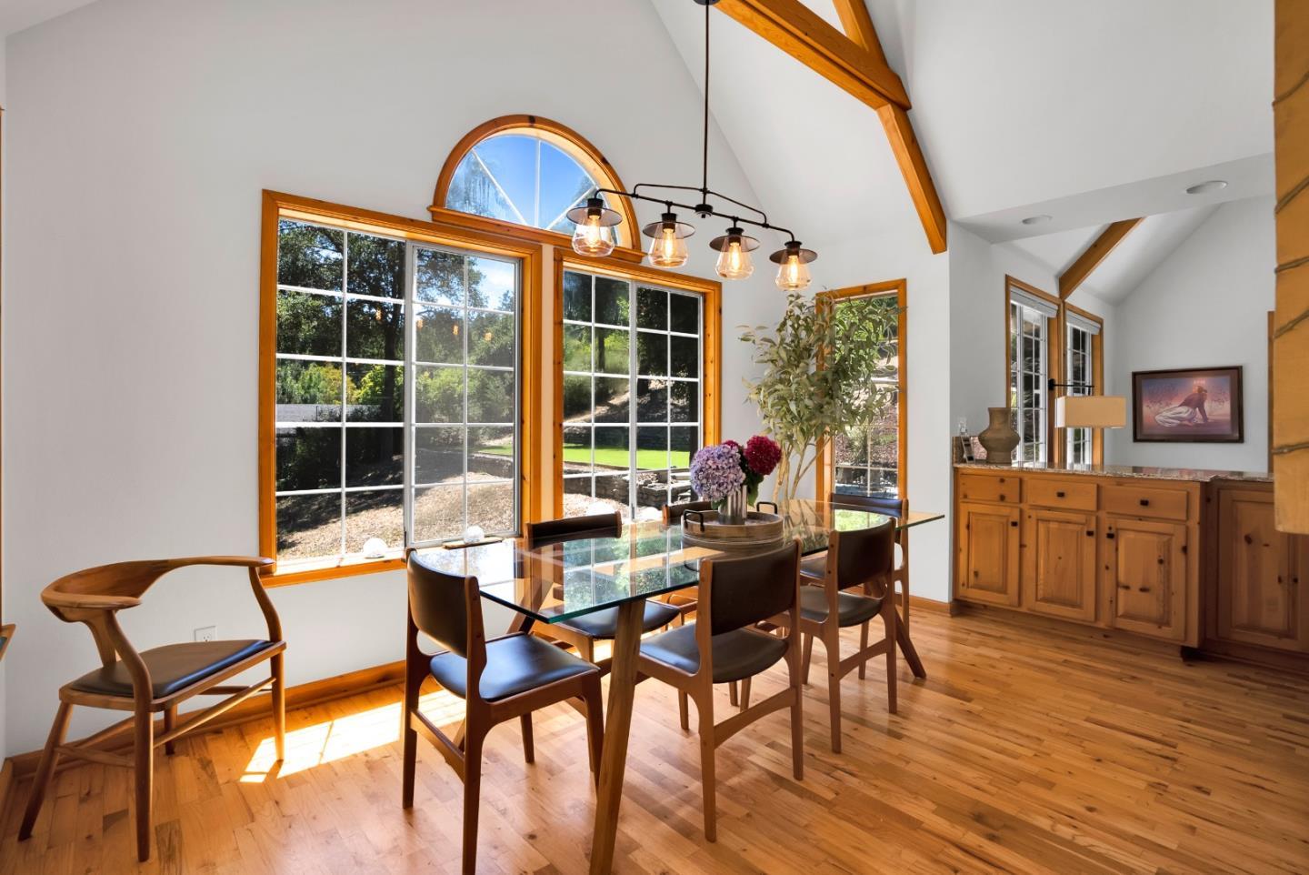 Detail Gallery Image 10 of 40 For 220 Miracle Ln, Santa Cruz,  CA 95060 - 3 Beds | 2/1 Baths