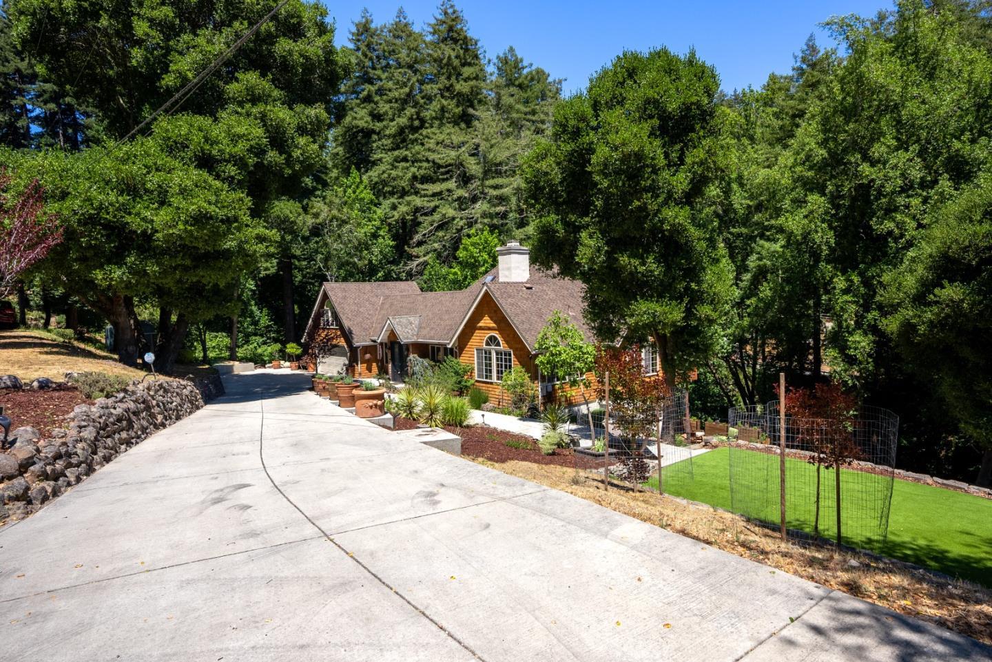 Detail Gallery Image 37 of 40 For 220 Miracle Ln, Santa Cruz,  CA 95060 - 3 Beds | 2/1 Baths