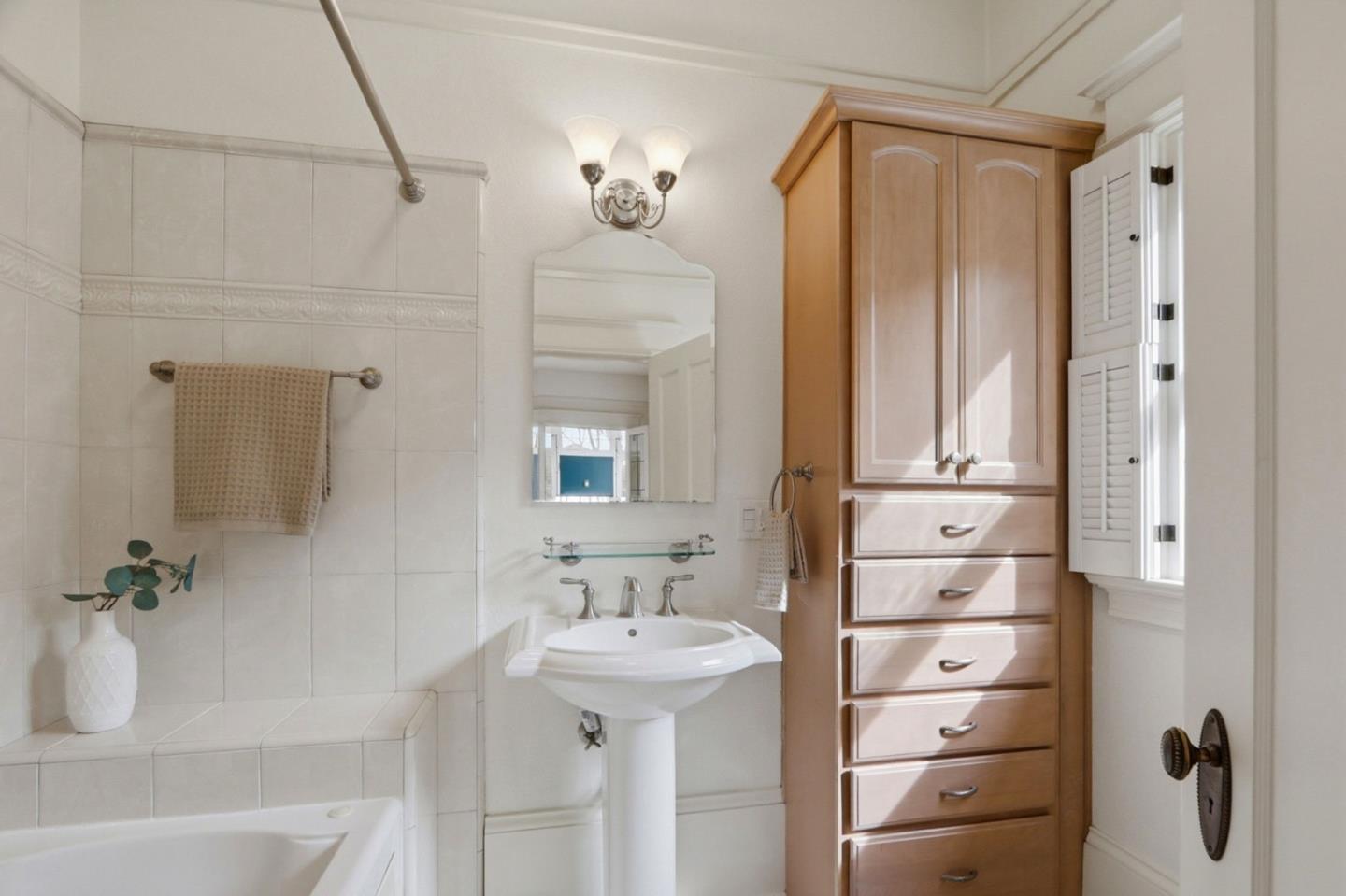 Detail Gallery Image 40 of 65 For 252 S 16th St, San Jose,  CA 95112 - 4 Beds | 3 Baths