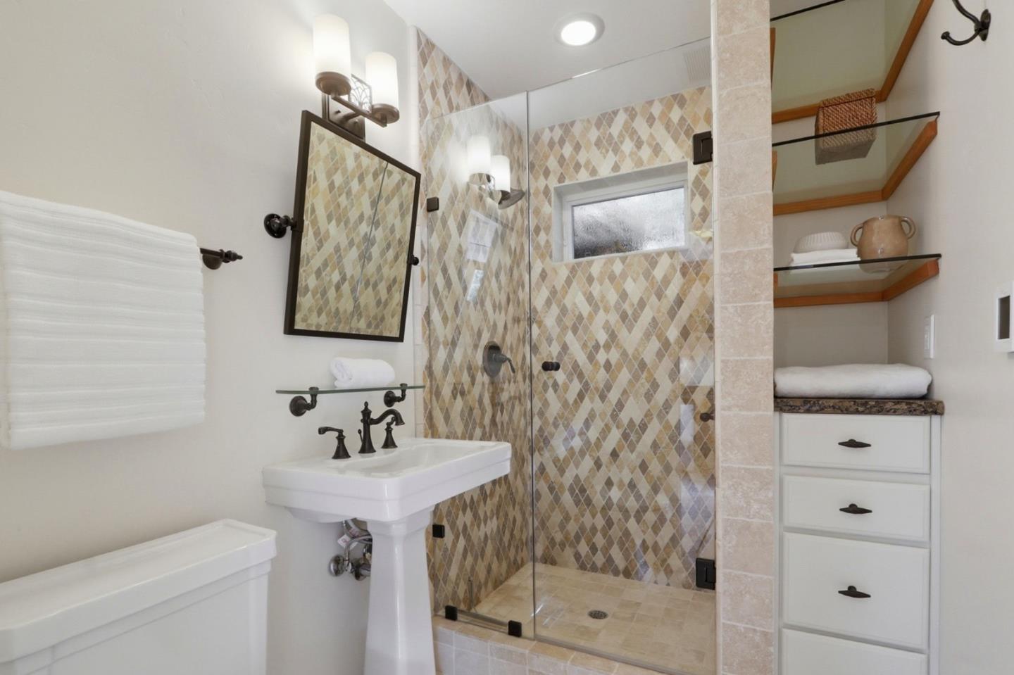 Detail Gallery Image 43 of 65 For 252 S 16th St, San Jose,  CA 95112 - 4 Beds | 3 Baths