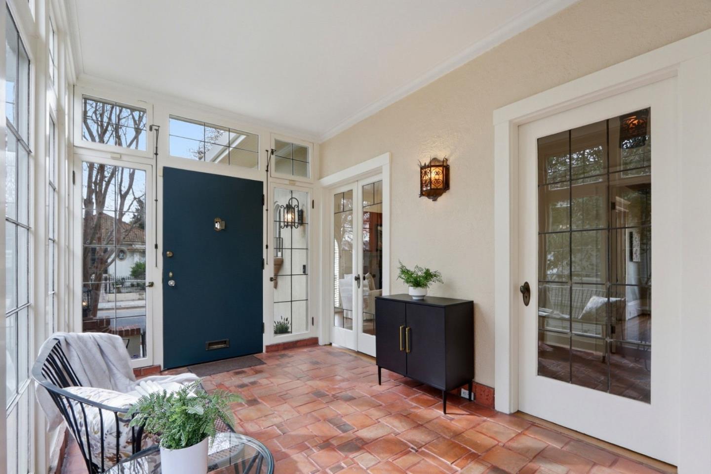 Detail Gallery Image 8 of 65 For 252 S 16th St, San Jose,  CA 95112 - 4 Beds | 3 Baths