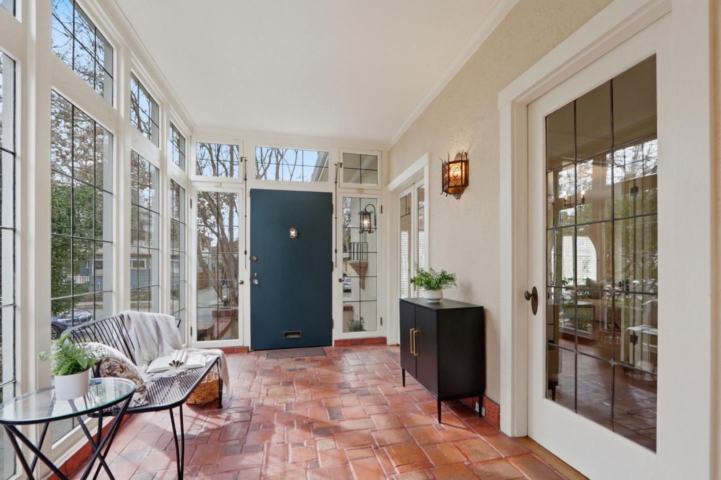 Detail Gallery Image 9 of 65 For 252 S 16th St, San Jose,  CA 95112 - 4 Beds | 3 Baths