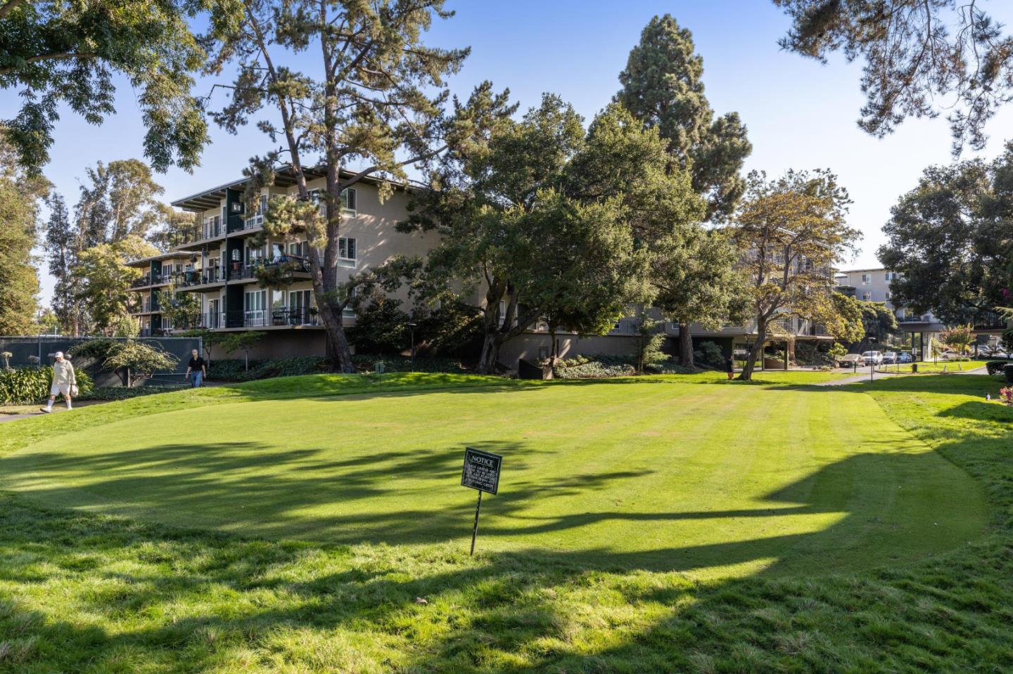 Detail Gallery Image 33 of 39 For 835 N Humboldt St #203,  San Mateo,  CA 94401 - 1 Beds | 1 Baths