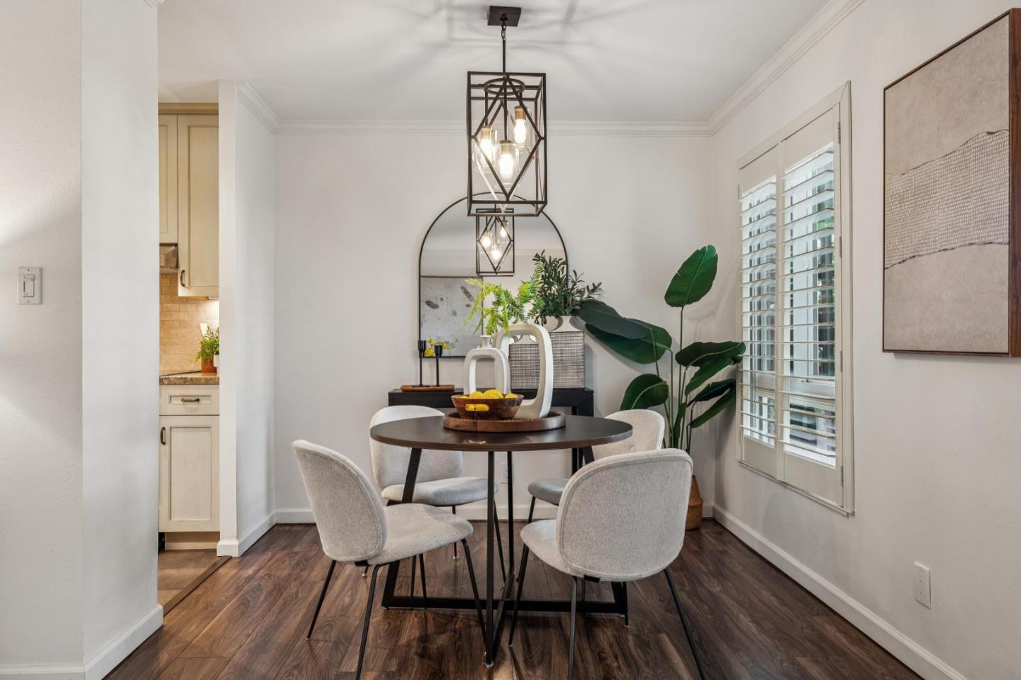 Detail Gallery Image 7 of 39 For 835 N Humboldt St #203,  San Mateo,  CA 94401 - 1 Beds | 1 Baths