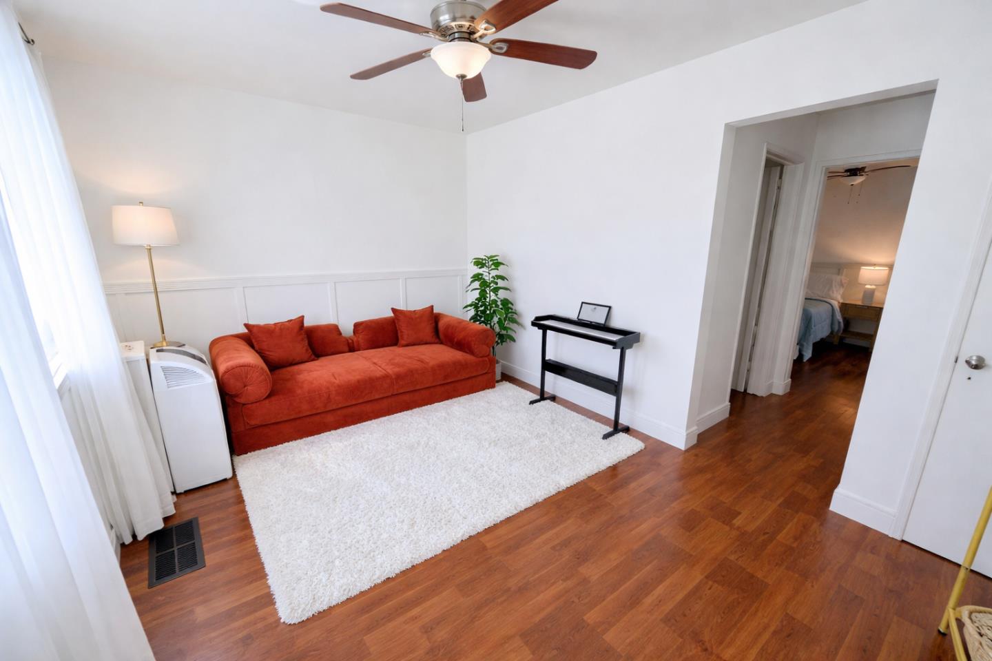 Detail Gallery Image 2 of 6 For 1210 Mastic St, San Jose,  CA 95110 - 2 Beds | 1 Baths