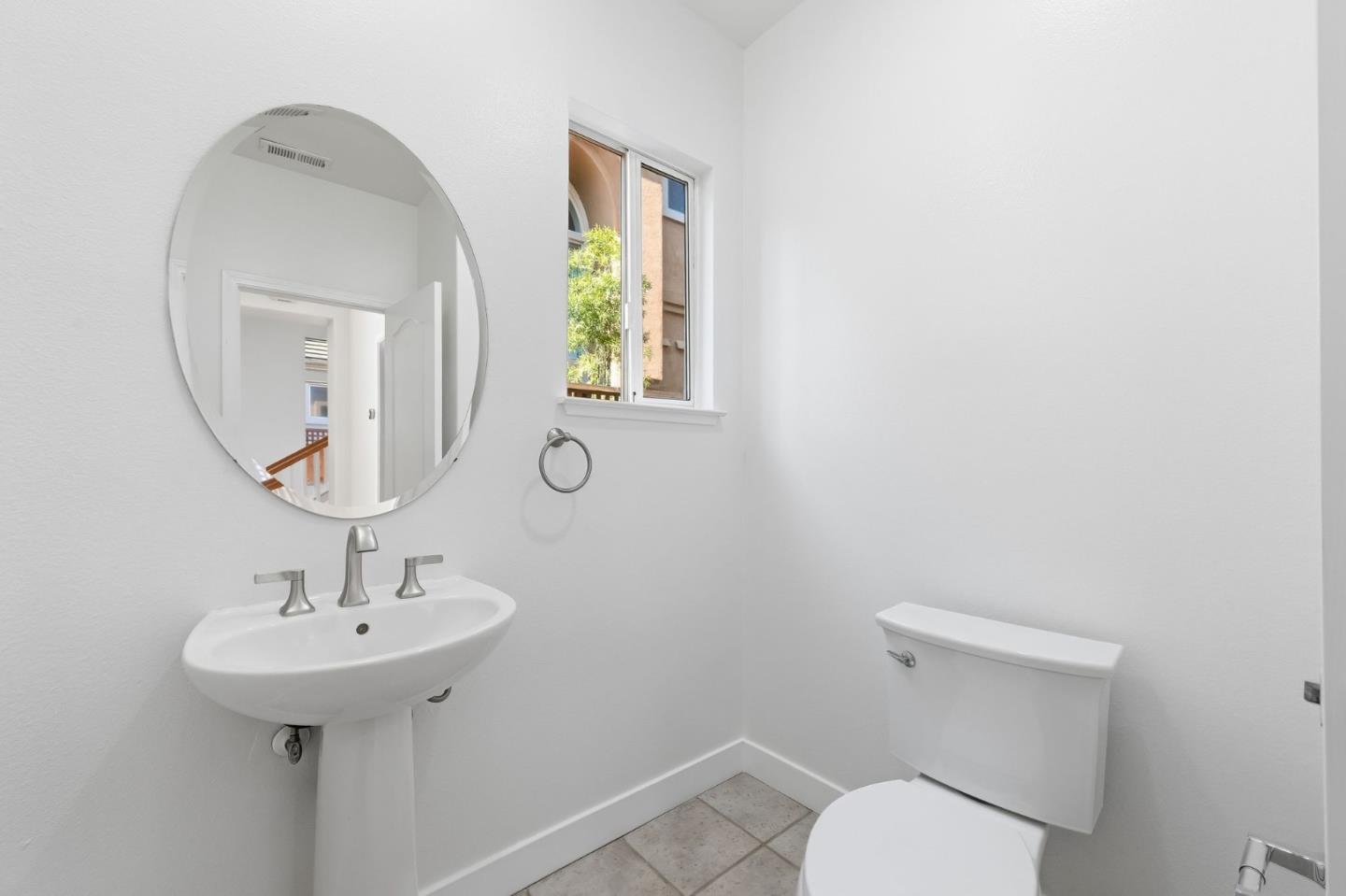 Detail Gallery Image 10 of 43 For 310 Grau Dr, Fremont,  CA 94536 - 4 Beds | 2/1 Baths