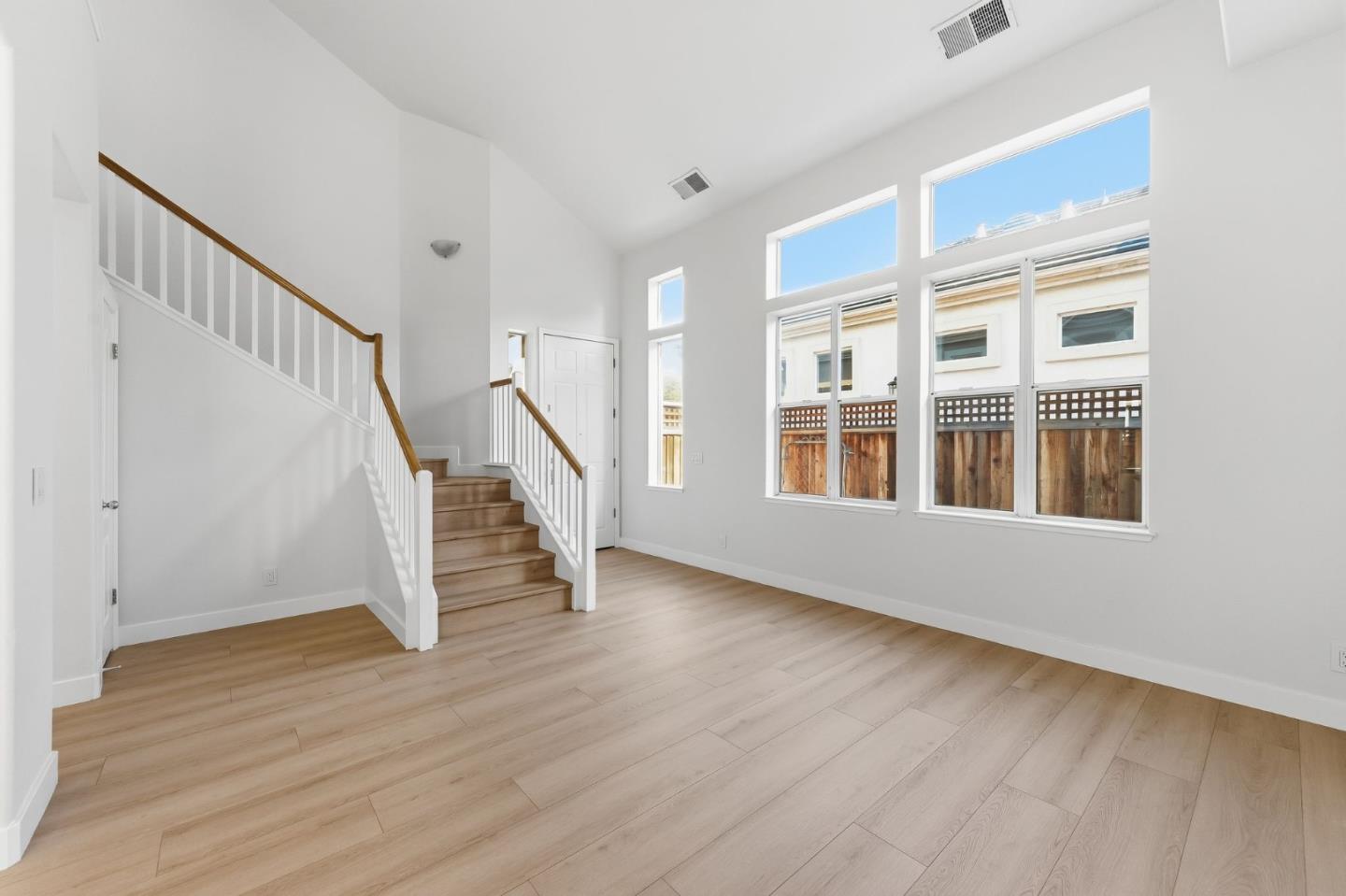 Detail Gallery Image 7 of 43 For 310 Grau Dr, Fremont,  CA 94536 - 4 Beds | 2/1 Baths