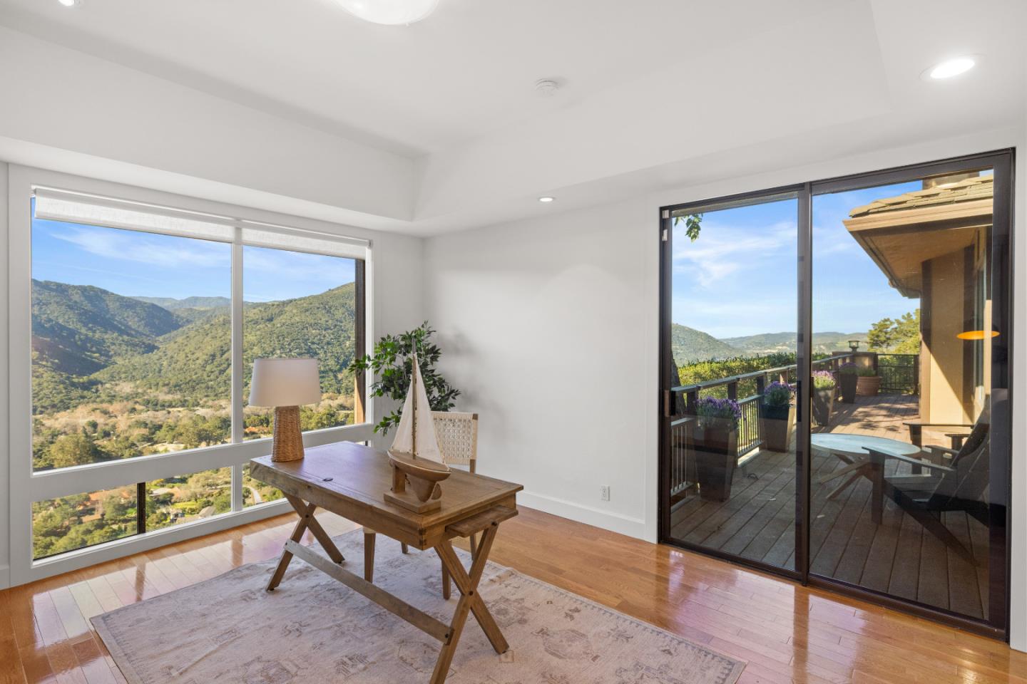 Detail Gallery Image 16 of 63 For 13370 Middle Canyon Rd, Carmel Valley,  CA 93924 - 3 Beds | 4 Baths