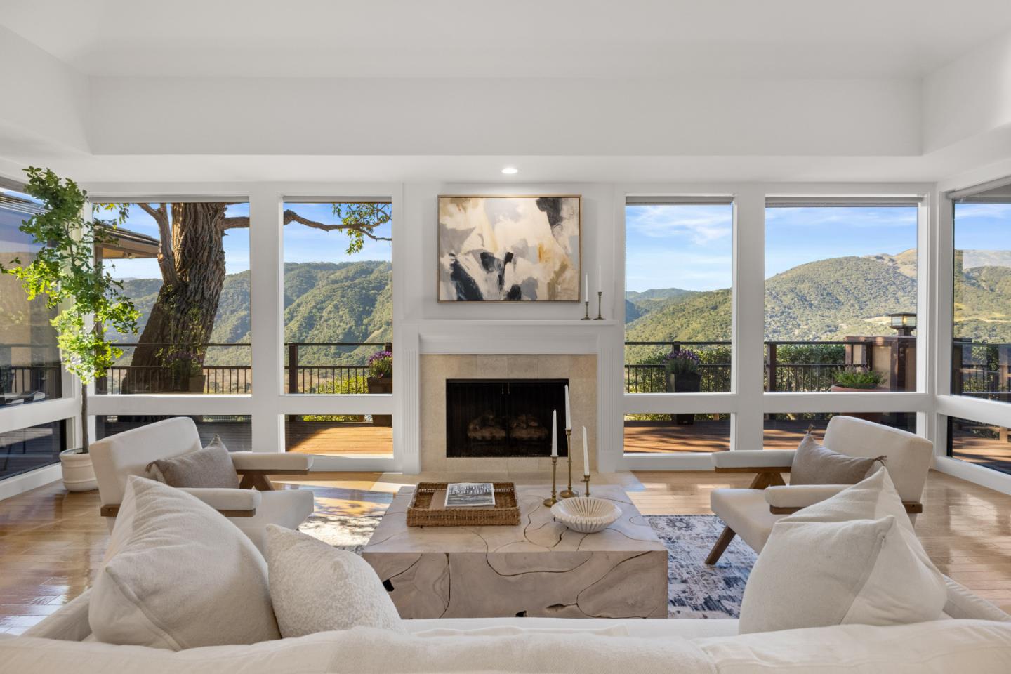 Detail Gallery Image 3 of 63 For 13370 Middle Canyon Rd, Carmel Valley,  CA 93924 - 3 Beds | 4 Baths