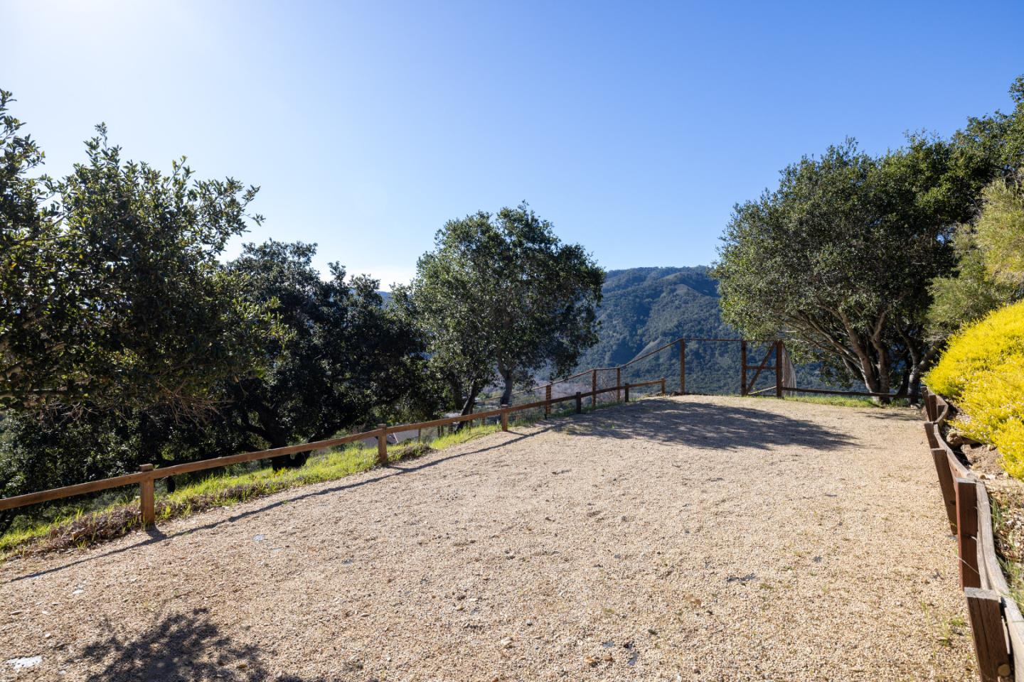 Detail Gallery Image 43 of 63 For 13370 Middle Canyon Rd, Carmel Valley,  CA 93924 - 3 Beds | 4 Baths