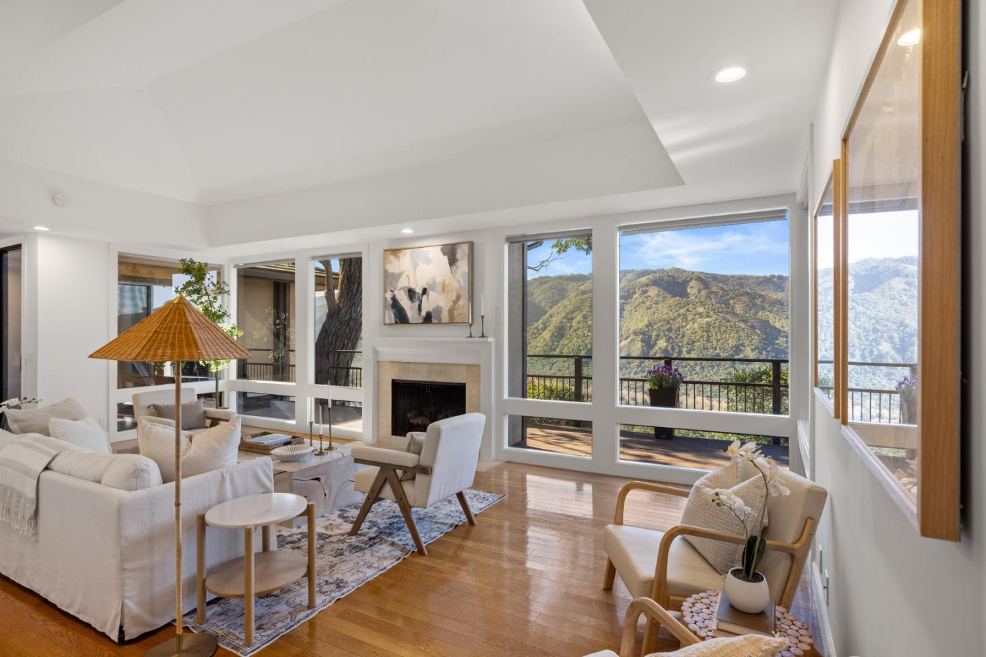 Detail Gallery Image 5 of 63 For 13370 Middle Canyon Rd, Carmel Valley,  CA 93924 - 3 Beds | 4 Baths