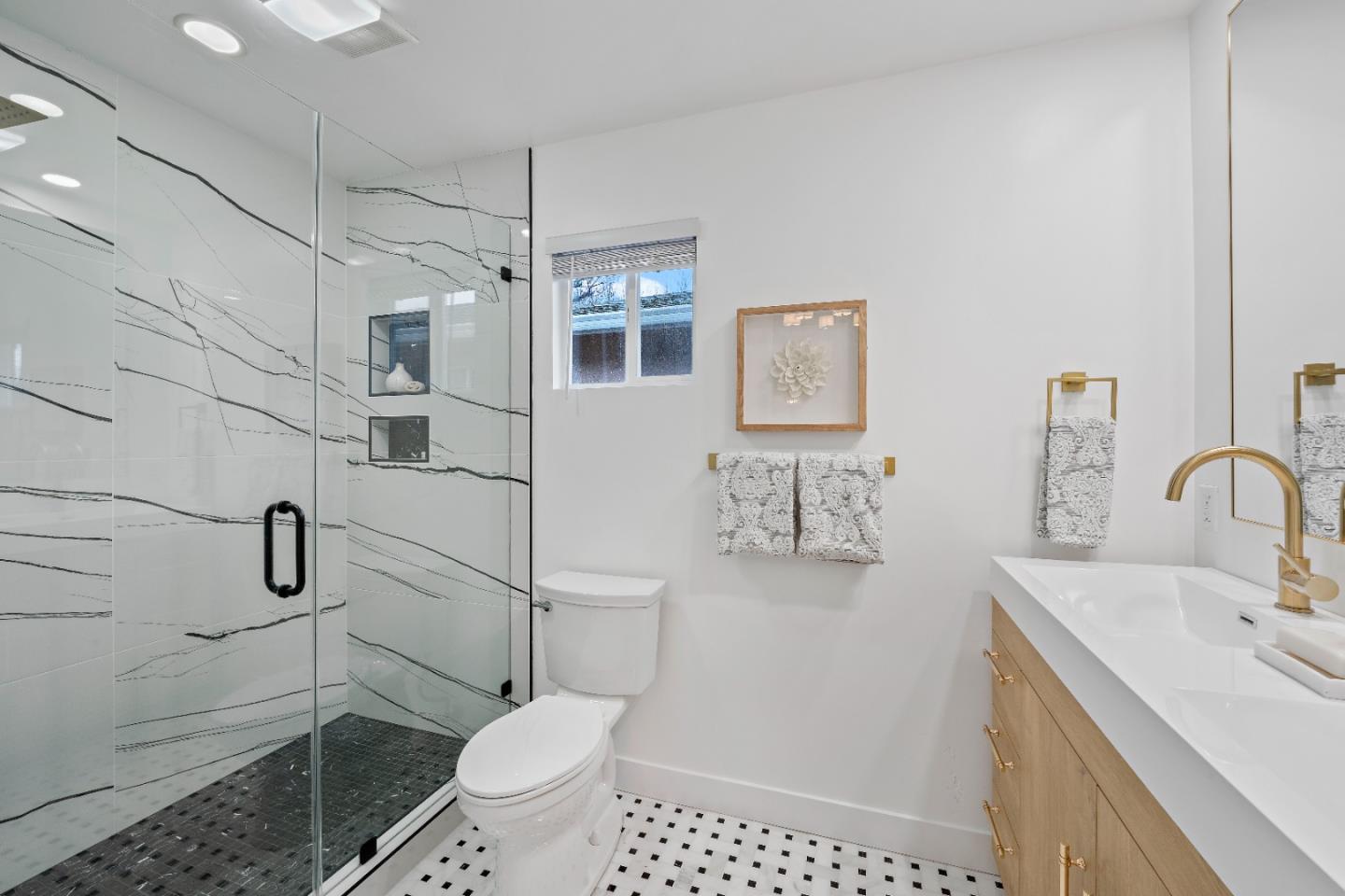 Detail Gallery Image 16 of 26 For 3819 Willowood Dr, San Jose,  CA 95118 - 4 Beds | 2 Baths