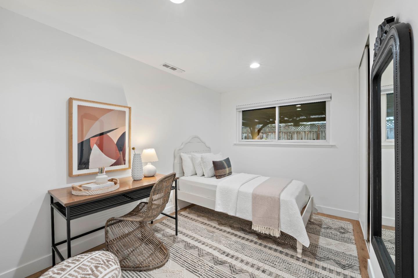 Detail Gallery Image 18 of 26 For 3819 Willowood Dr, San Jose,  CA 95118 - 4 Beds | 2 Baths