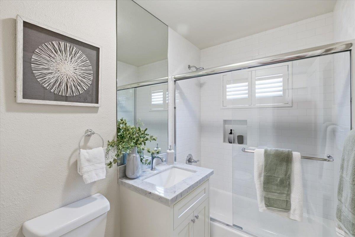 Detail Gallery Image 12 of 21 For 565 Waite Ave, Sunnyvale,  CA 94085 - 3 Beds | 2 Baths