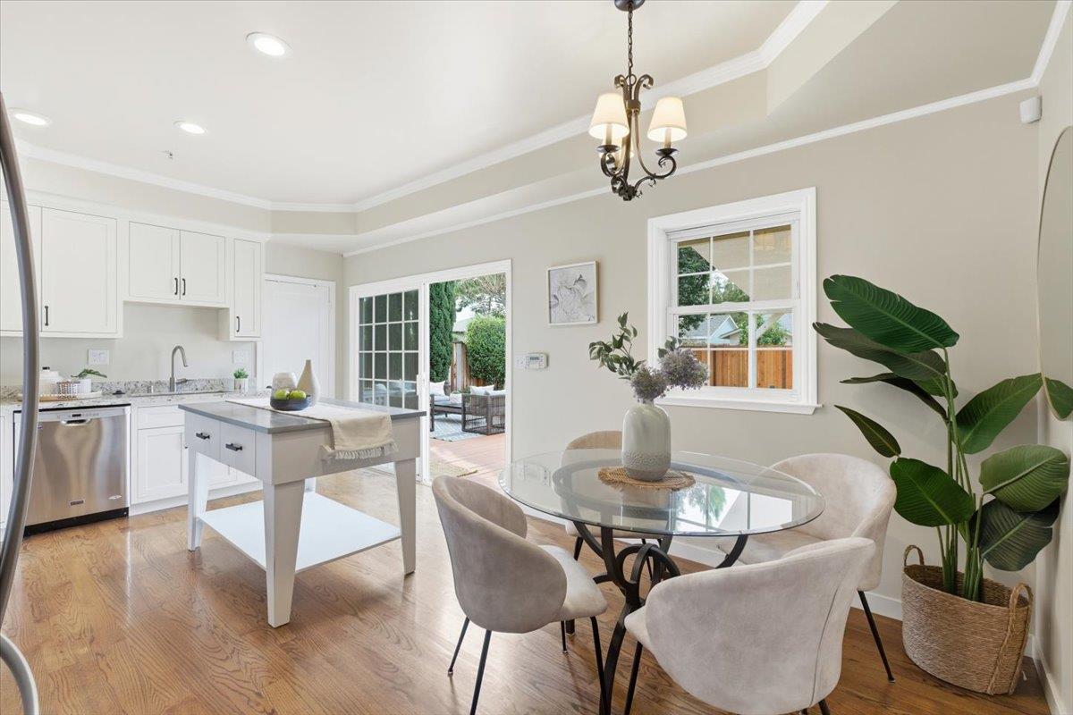 Detail Gallery Image 7 of 21 For 565 Waite Ave, Sunnyvale,  CA 94085 - 3 Beds | 2 Baths