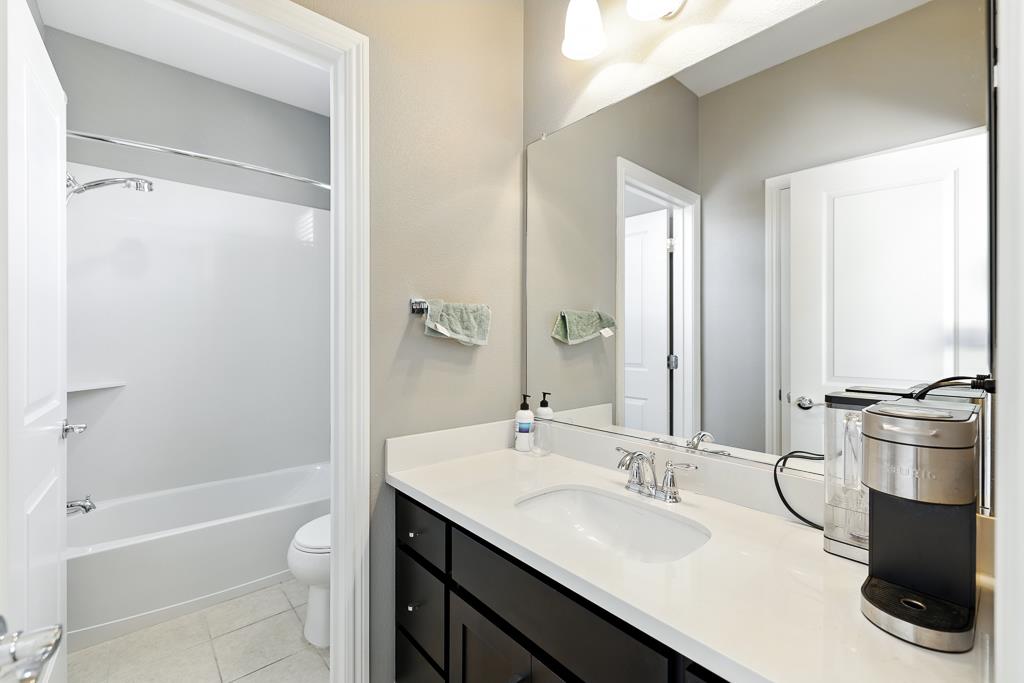 Detail Gallery Image 21 of 34 For 316 Fair Oaks Ave, Sunnyvale,  CA 94085 - 4 Beds | 3/1 Baths