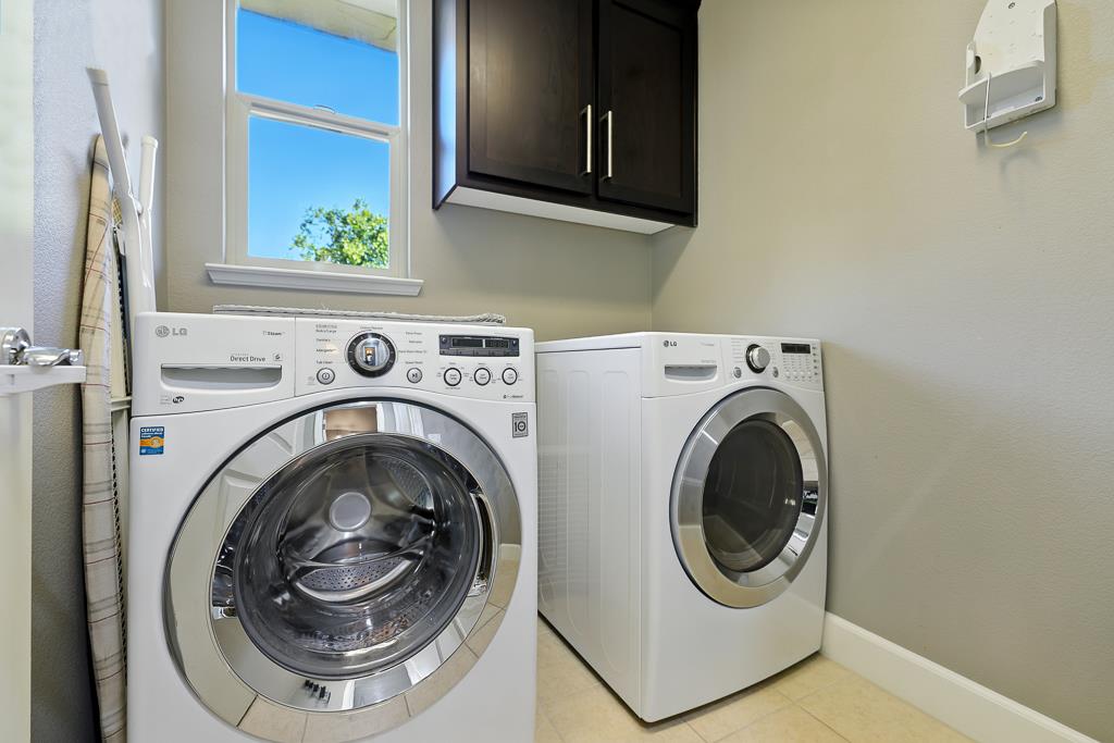 Detail Gallery Image 28 of 34 For 316 Fair Oaks Ave, Sunnyvale,  CA 94085 - 4 Beds | 3/1 Baths