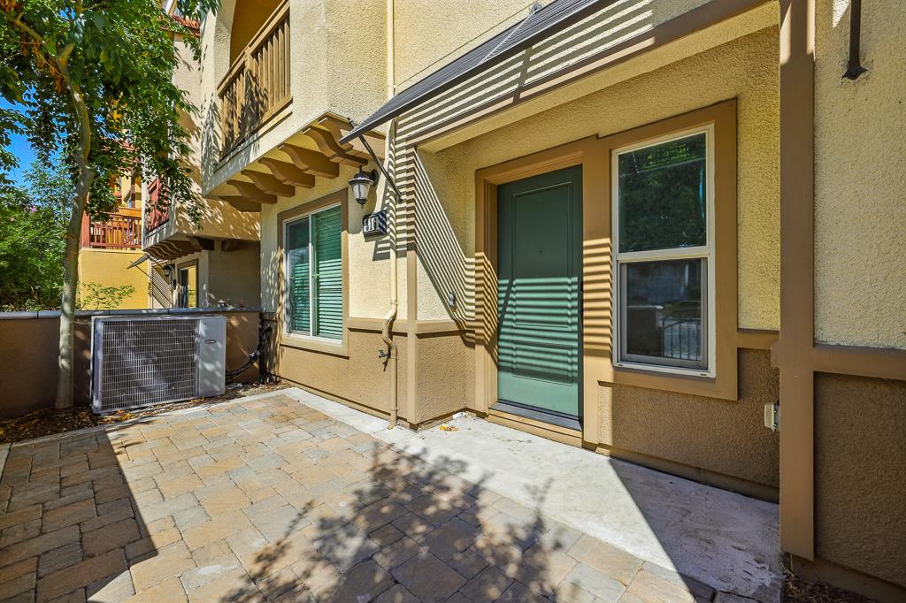 Detail Gallery Image 29 of 34 For 316 Fair Oaks Ave, Sunnyvale,  CA 94085 - 4 Beds | 3/1 Baths