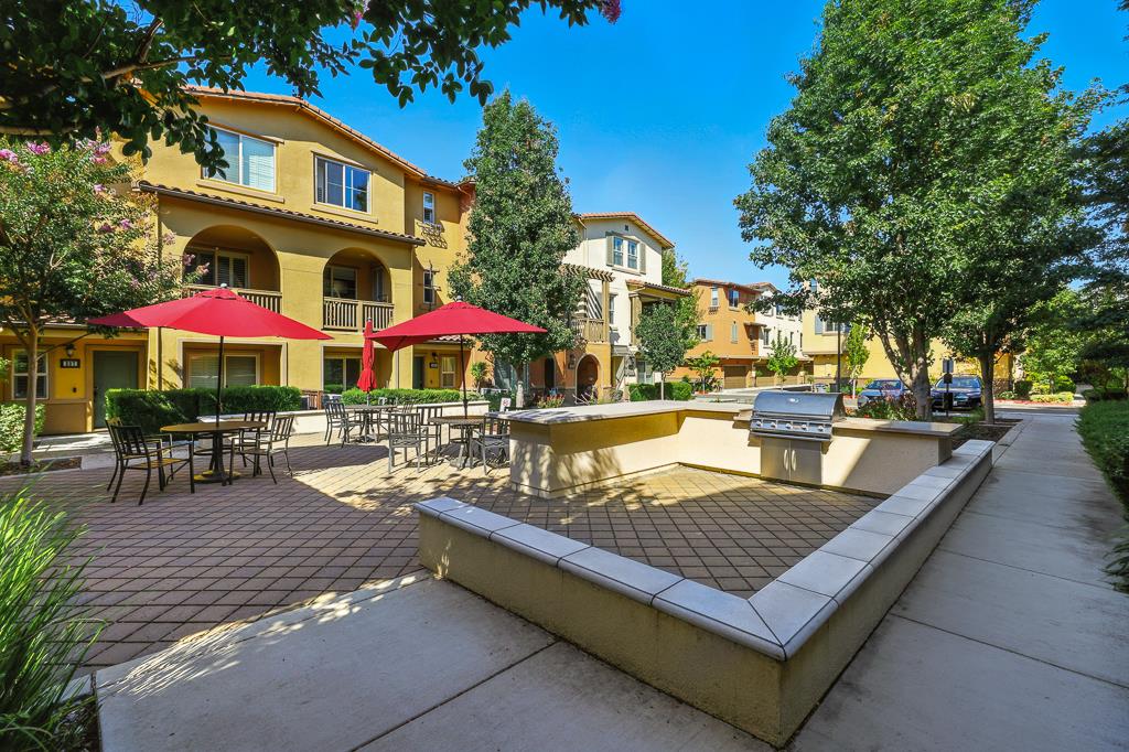 Detail Gallery Image 32 of 34 For 316 Fair Oaks Ave, Sunnyvale,  CA 94085 - 4 Beds | 3/1 Baths