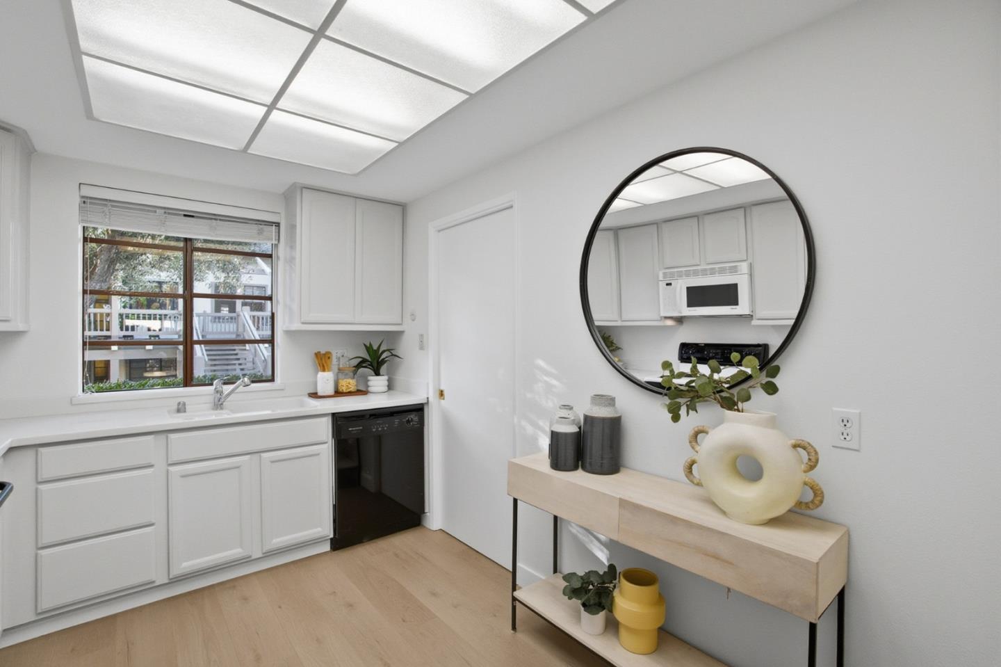 Detail Gallery Image 19 of 51 For 5092 Cribari Pl, San Jose,  CA 95135 - 1 Beds | 1 Baths