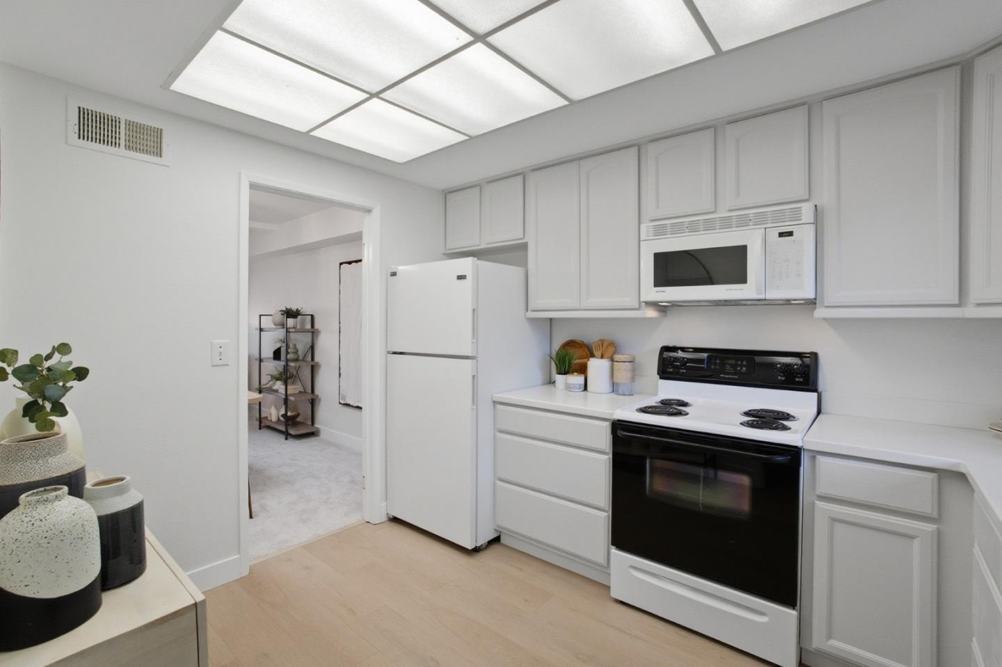 Detail Gallery Image 20 of 51 For 5092 Cribari Pl, San Jose,  CA 95135 - 1 Beds | 1 Baths