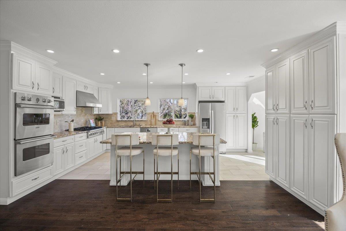 Detail Gallery Image 12 of 61 For 85 Prospect Ave, Los Gatos,  CA 95030 - 4 Beds | 4 Baths