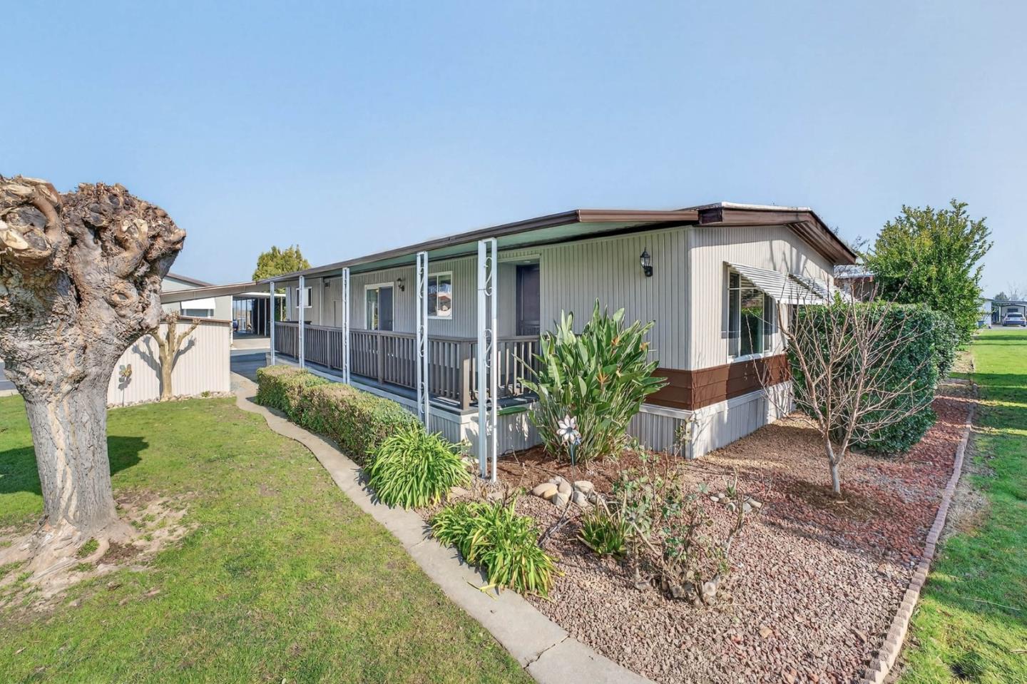 Front Image Thumbnail for ML82034408