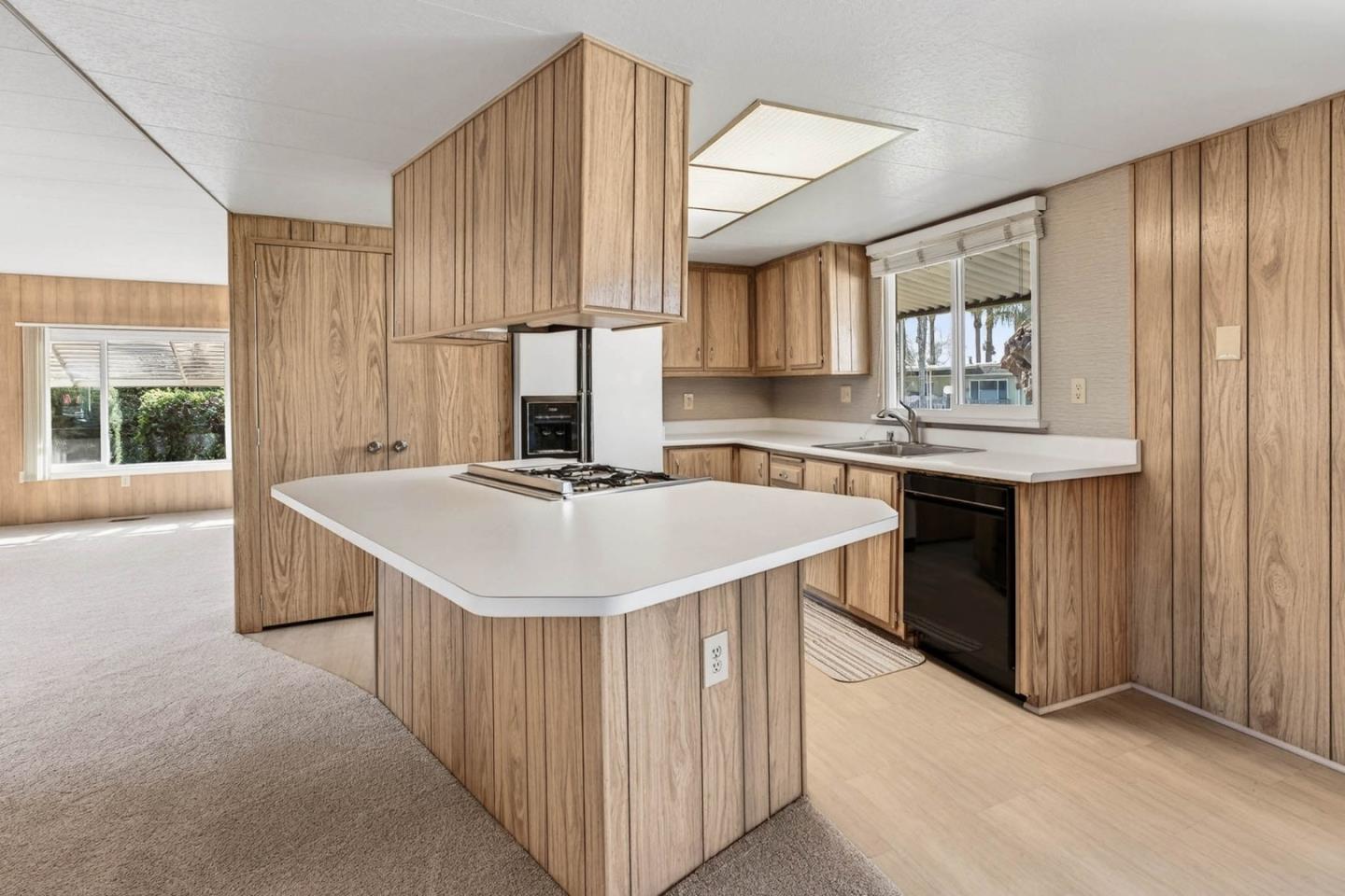 Detail Gallery Image 10 of 31 For 19690 N. Hwy 99 #110,  Acampo,  CA 95220 - 2 Beds | 2 Baths