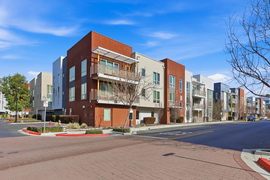 Detail Gallery Image 51 of 62 For 1625 Delano St #23,  Milpitas,  CA 95035 - 3 Beds | 2/1 Baths