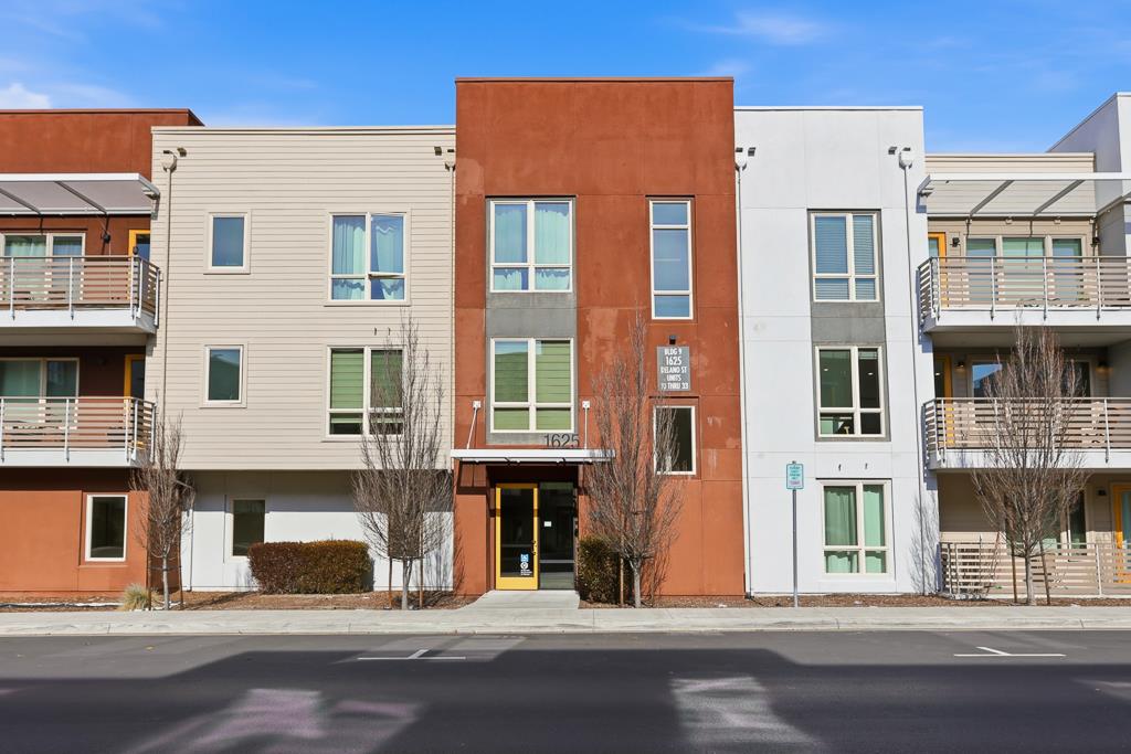 Detail Gallery Image 53 of 62 For 1625 Delano St #23,  Milpitas,  CA 95035 - 3 Beds | 2/1 Baths