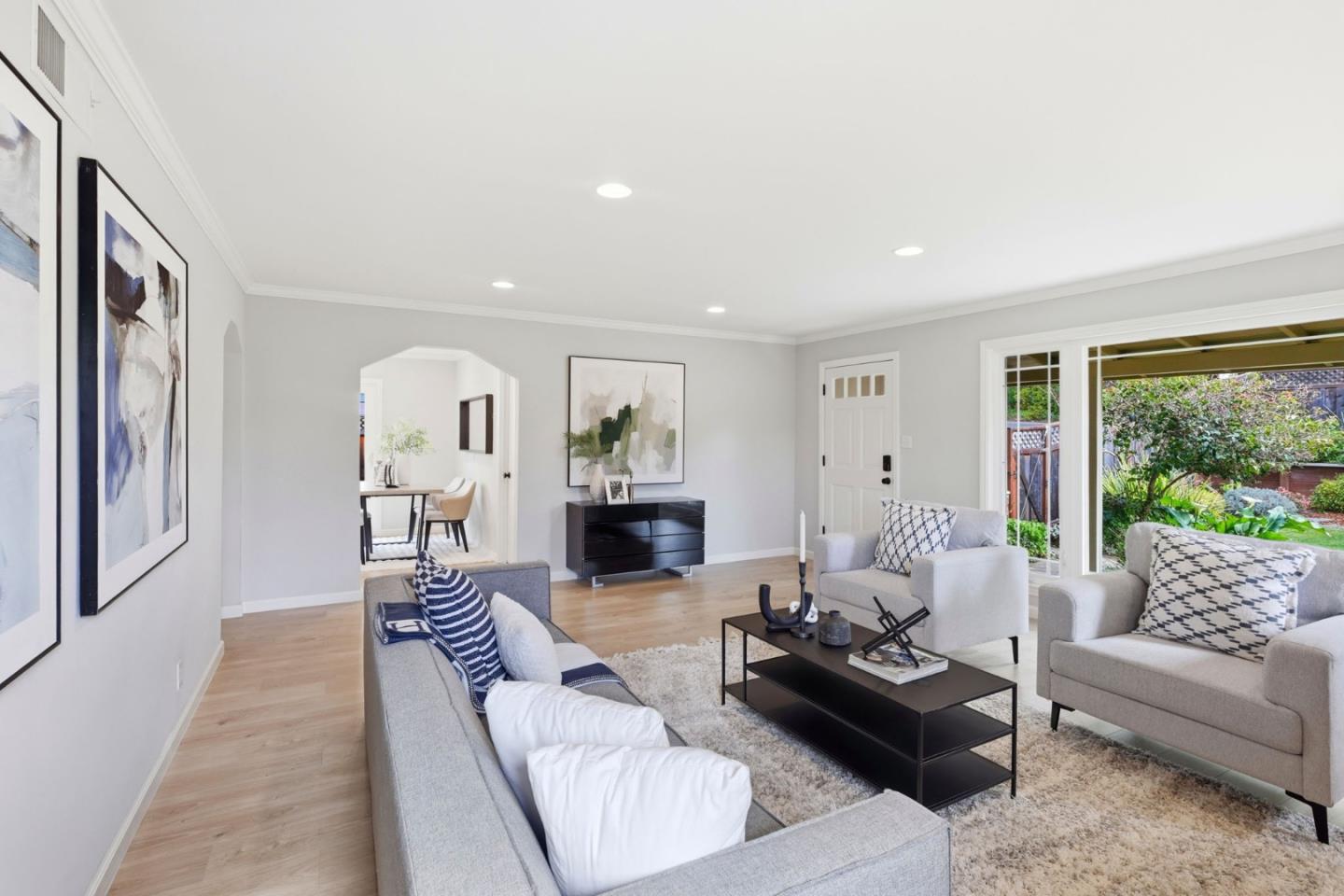 Detail Gallery Image 12 of 46 For 2404 Cipriani Blvd, Belmont,  CA 94002 - 3 Beds | 1 Baths