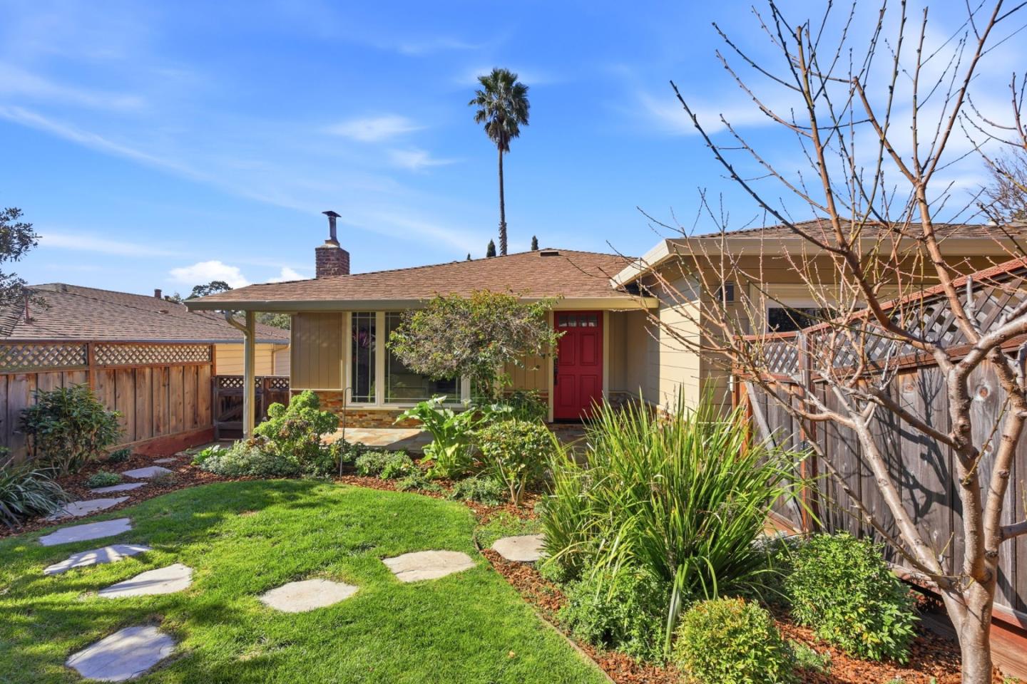 Detail Gallery Image 3 of 46 For 2404 Cipriani Blvd, Belmont,  CA 94002 - 3 Beds | 1 Baths