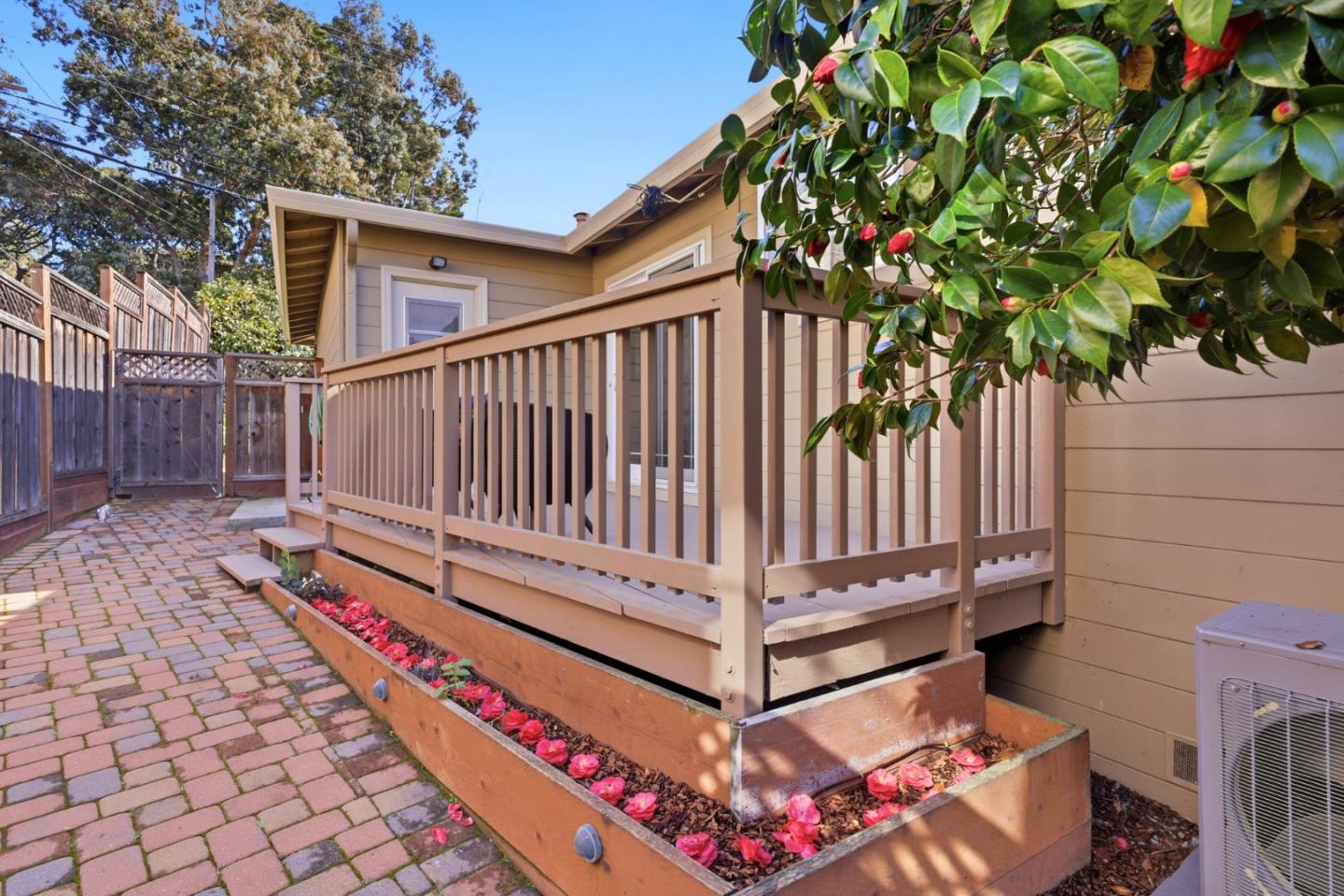 Detail Gallery Image 35 of 46 For 2404 Cipriani Blvd, Belmont,  CA 94002 - 3 Beds | 1 Baths