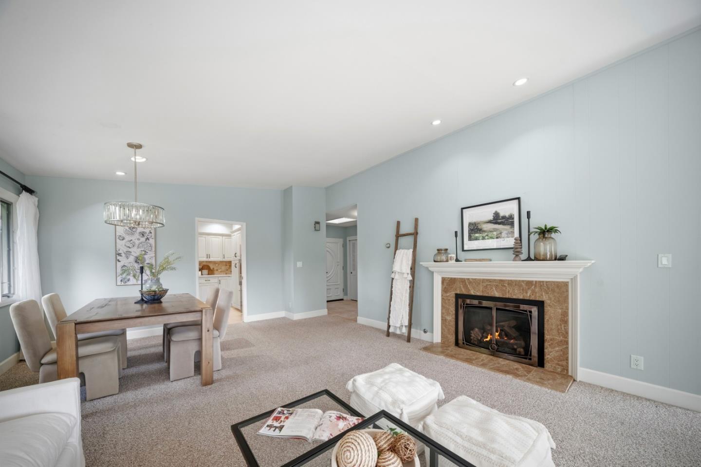 Detail Gallery Image 13 of 56 For 148 Del Mesa Carmel, Carmel,  CA 93923 - 2 Beds | 2 Baths