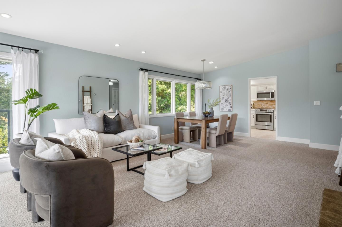 Detail Gallery Image 15 of 56 For 148 Del Mesa Carmel, Carmel,  CA 93923 - 2 Beds | 2 Baths