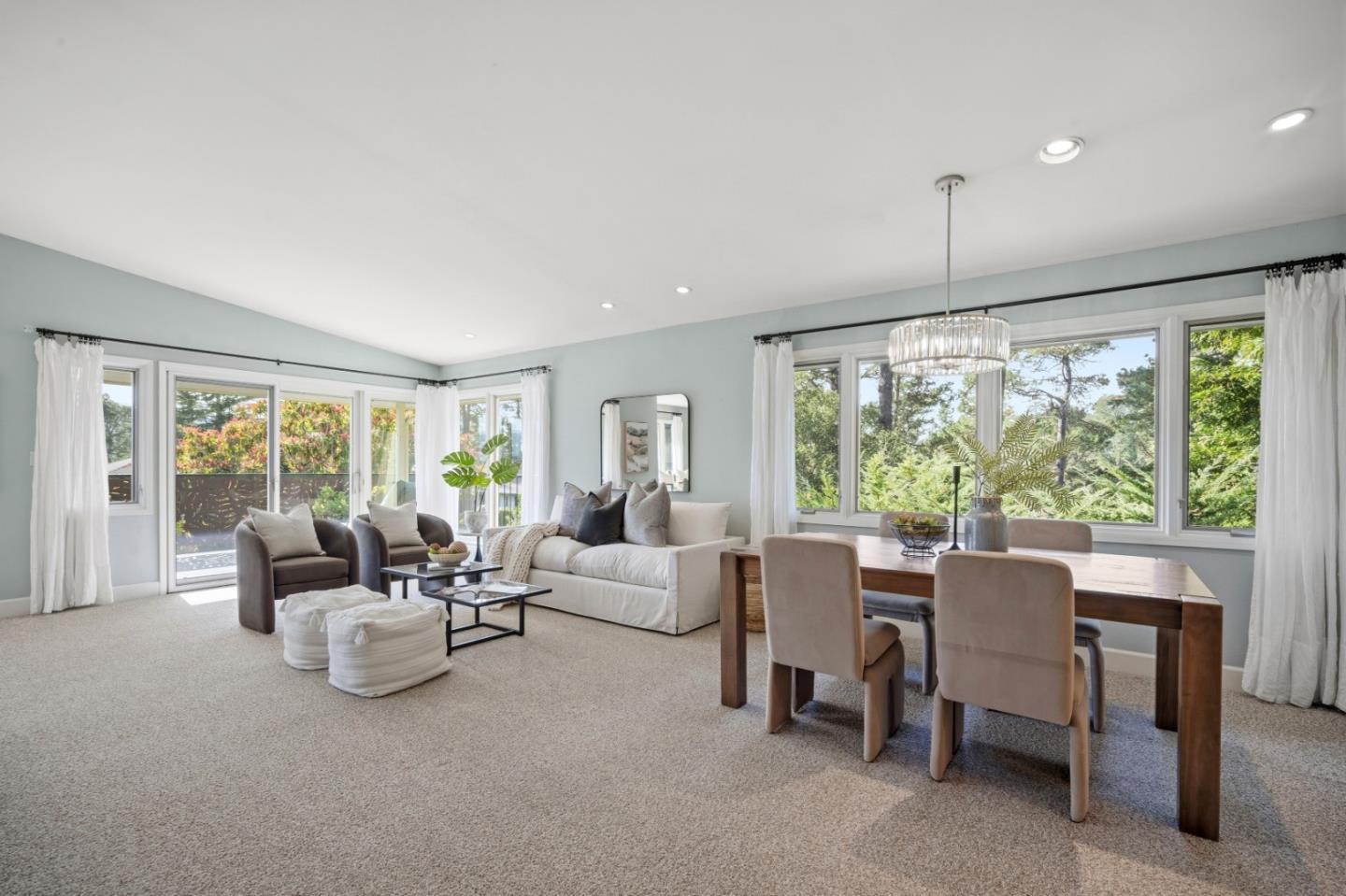 Detail Gallery Image 2 of 56 For 148 Del Mesa Carmel, Carmel,  CA 93923 - 2 Beds | 2 Baths