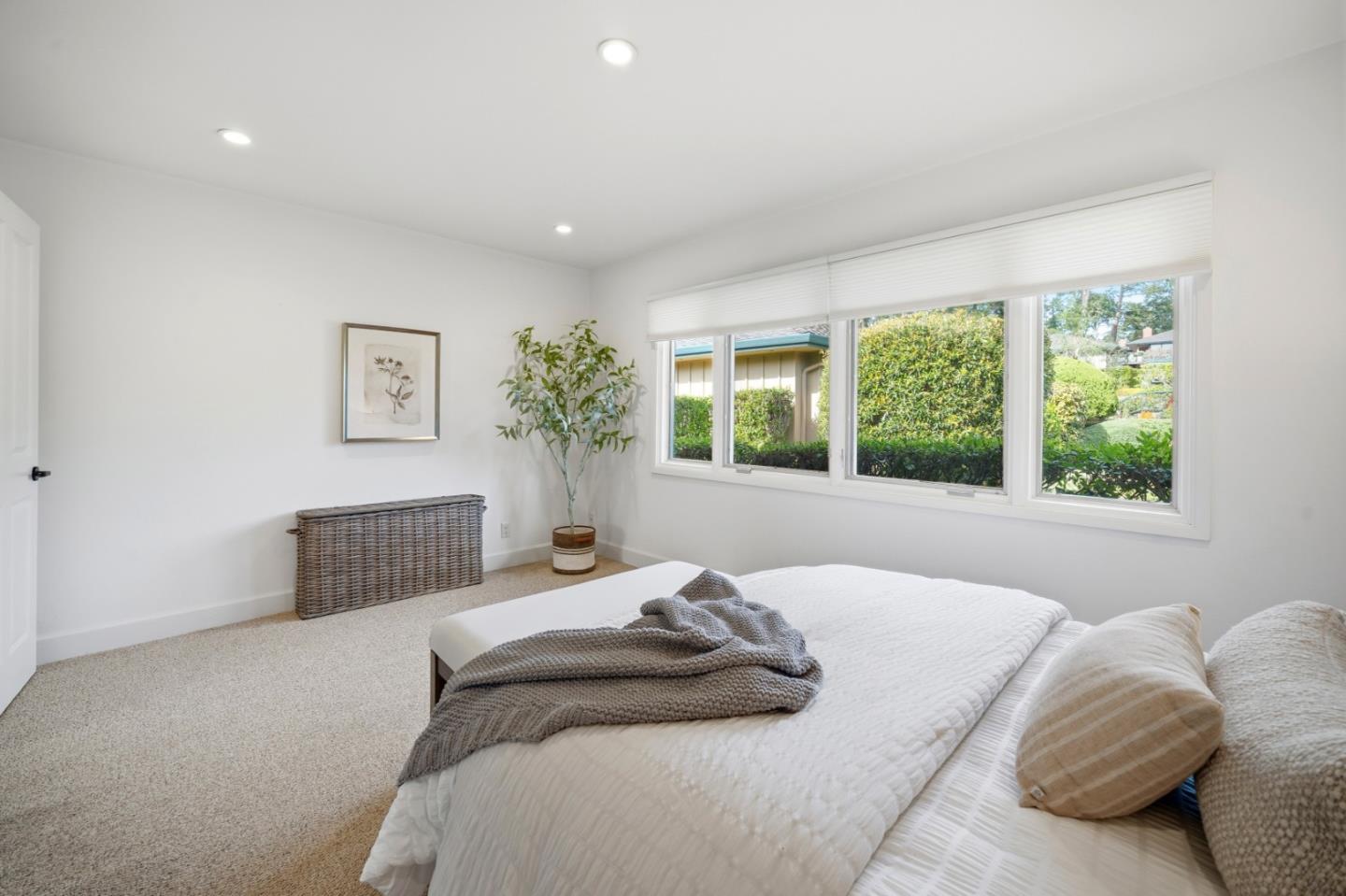 Detail Gallery Image 27 of 56 For 148 Del Mesa Carmel, Carmel,  CA 93923 - 2 Beds | 2 Baths