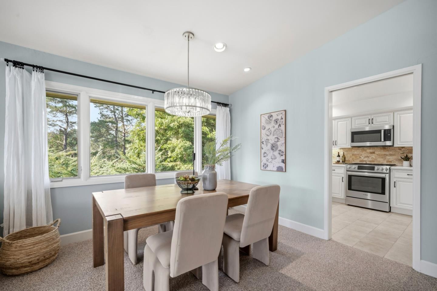 Detail Gallery Image 5 of 56 For 148 Del Mesa Carmel, Carmel,  CA 93923 - 2 Beds | 2 Baths