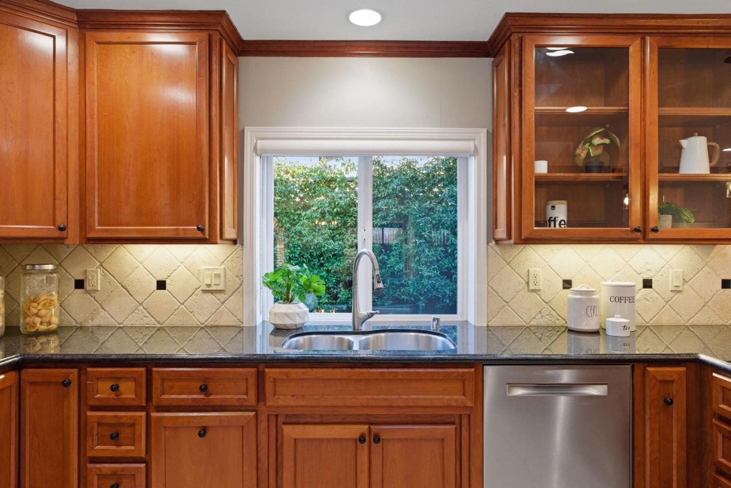 Detail Gallery Image 13 of 52 For 44 Kittery Ct, San Jose,  CA 95139 - 3 Beds | 2 Baths