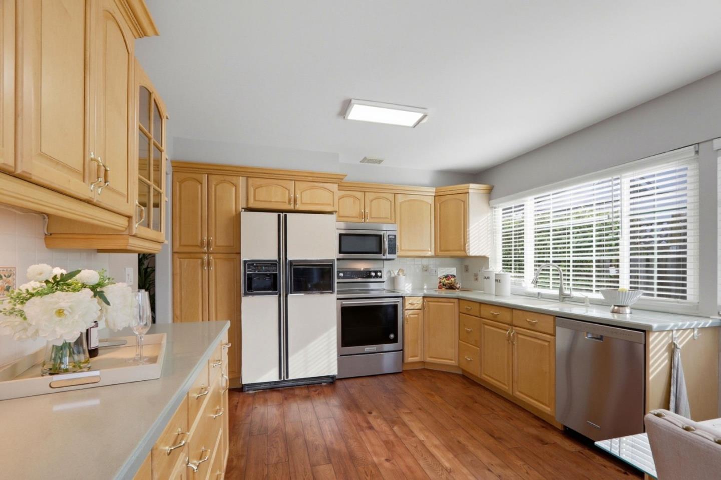 Detail Gallery Image 13 of 38 For 6075 Bigelow Ct, San Jose,  CA 95123 - 4 Beds | 2 Baths