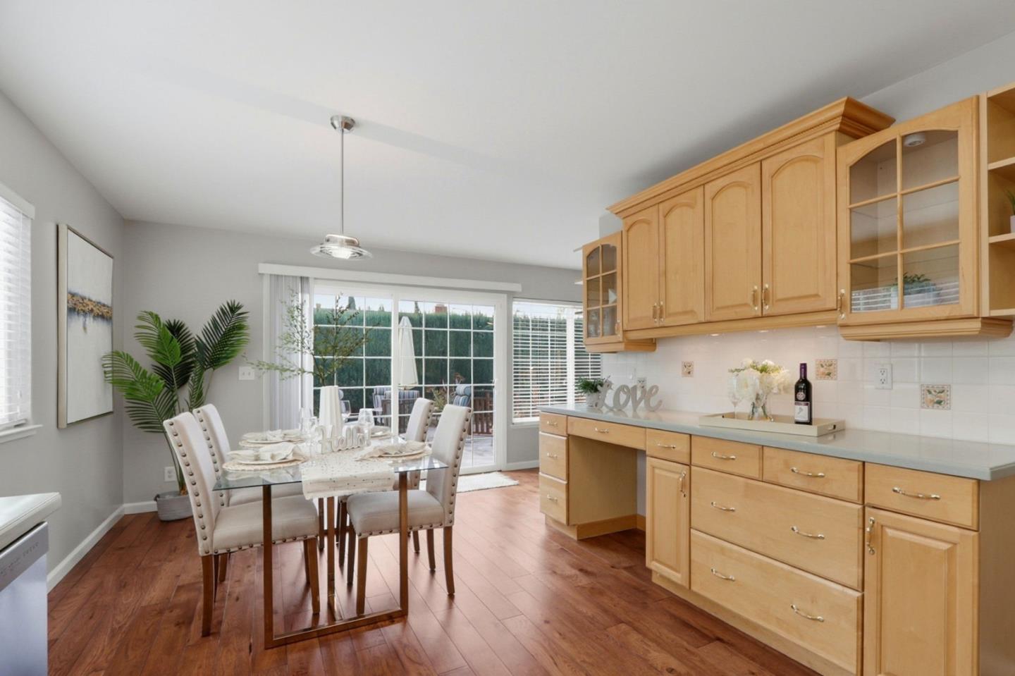 Detail Gallery Image 14 of 38 For 6075 Bigelow Ct, San Jose,  CA 95123 - 4 Beds | 2 Baths