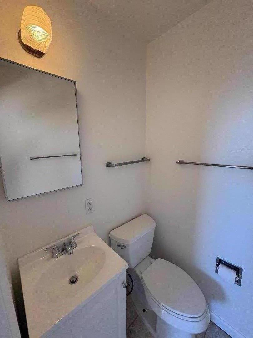 Detail Gallery Image 16 of 25 For 1675 Luxton St, Seaside,  CA 93955 - 3 Beds | 1/1 Baths