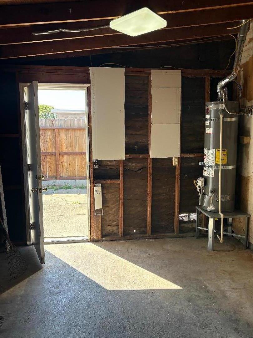 Detail Gallery Image 23 of 25 For 1675 Luxton St, Seaside,  CA 93955 - 3 Beds | 1/1 Baths