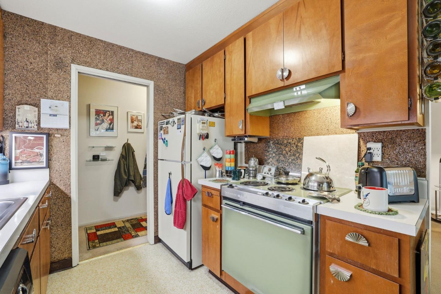 Castro, Mountain View, CA, 94040