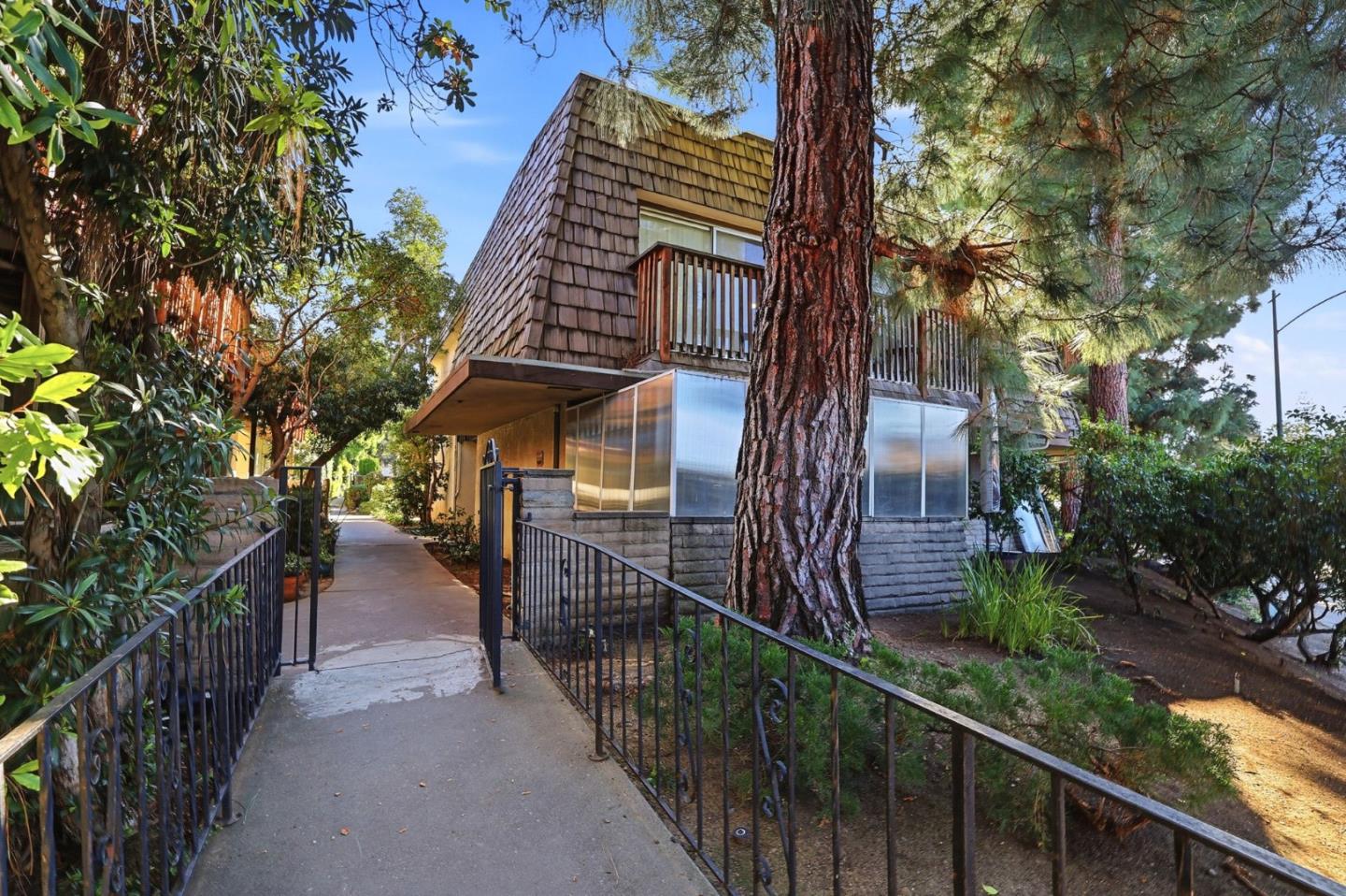 Castro, Mountain View, CA, 94040