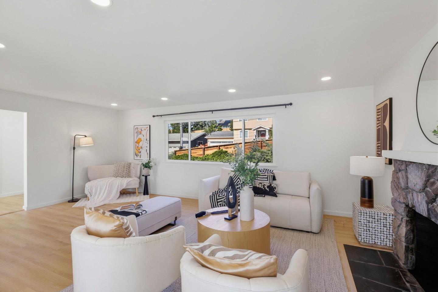 Detail Gallery Image 10 of 51 For 3395 Melendy Dr, San Carlos,  CA 94070 - 3 Beds | 2 Baths