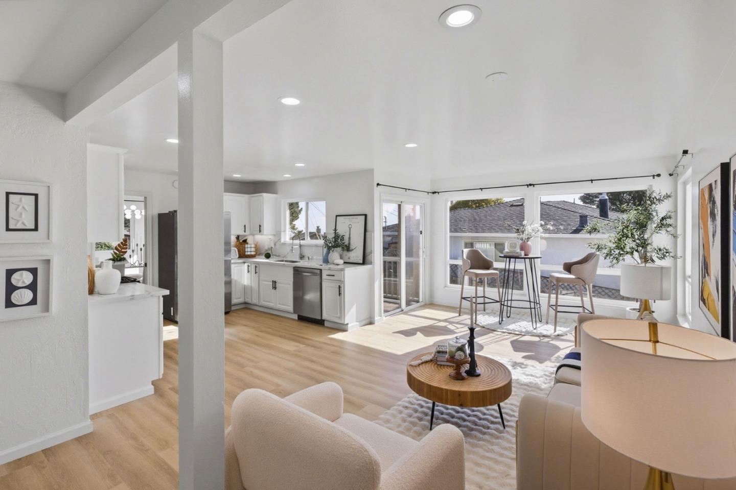 Detail Gallery Image 14 of 51 For 3395 Melendy Dr, San Carlos,  CA 94070 - 3 Beds | 2 Baths